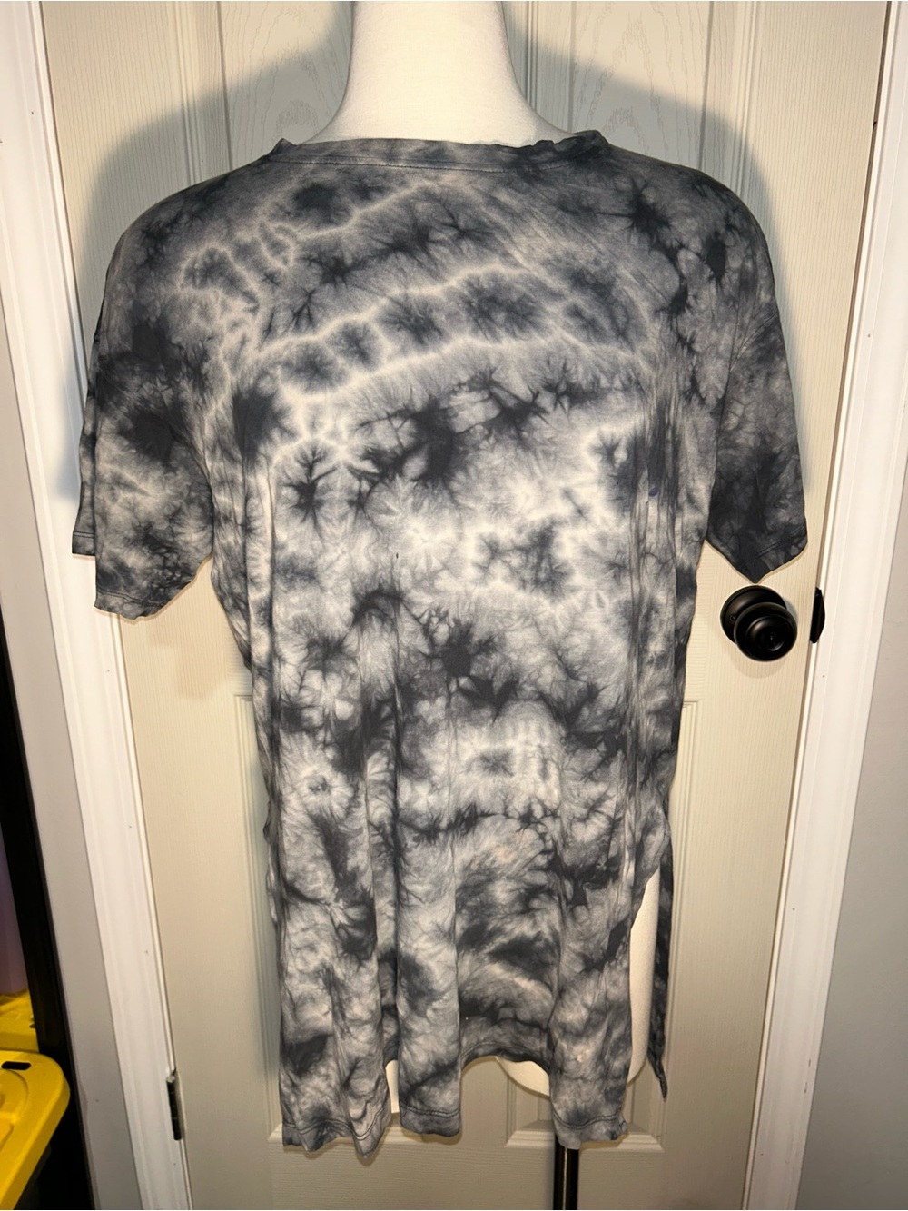 American Eagle Black & White oversized Tie-Dye Short Sleeve Tee